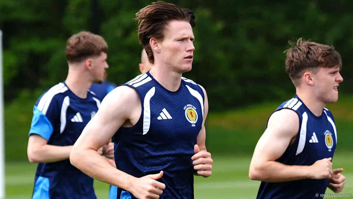 Scotland's McTominay trains after stomach upset