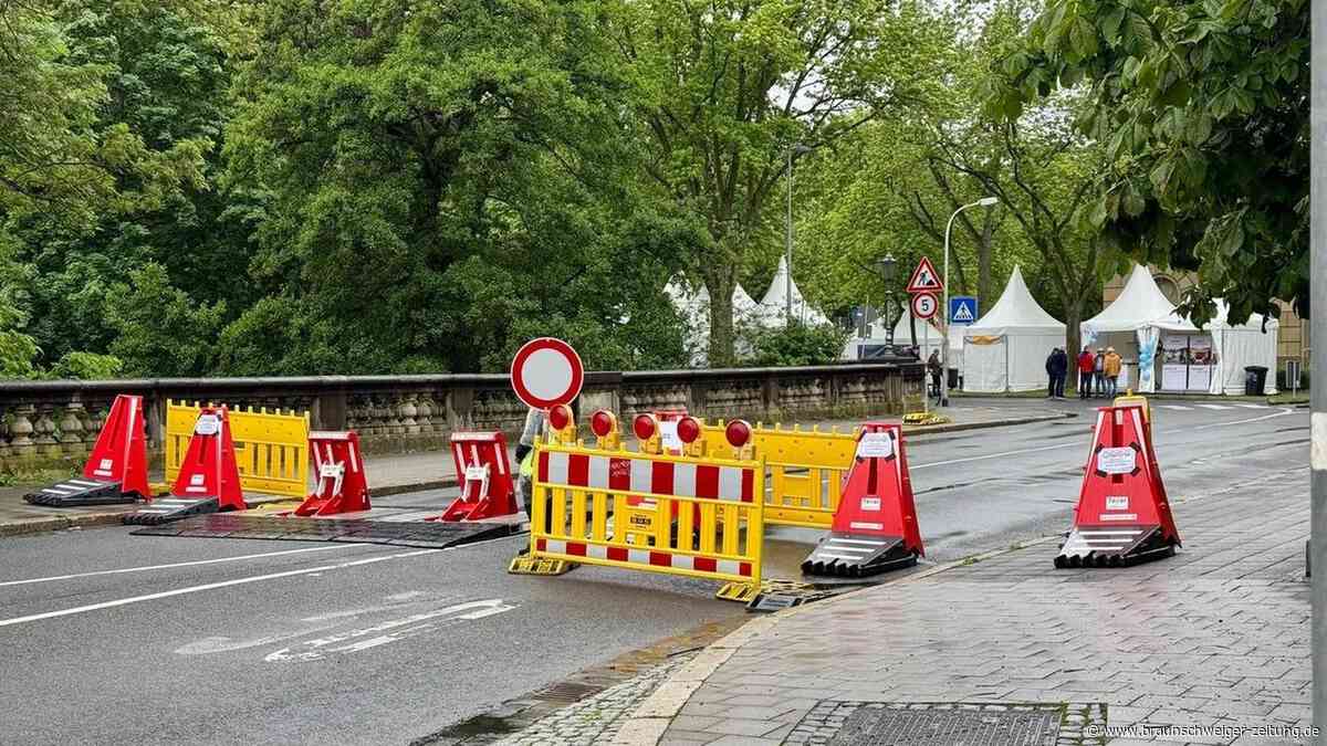 Liveblog: Sperrungen zum Tag der Niedersachsen +++ Ampeln in Wolfsburg ausgefallen