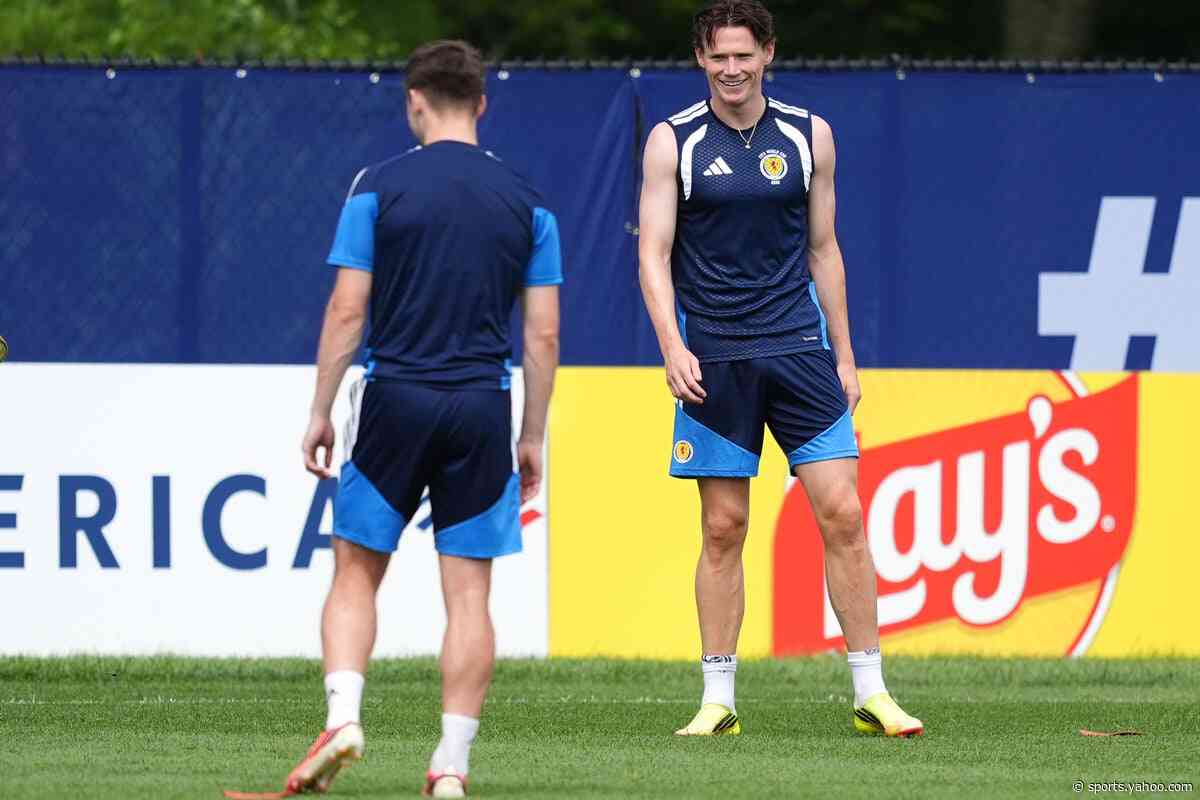 Scotland handed major World Cup boost as Scott McTominay returns to training after illness
