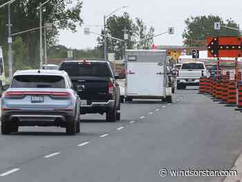 Windsor drivers urged to zipper merge this construction season