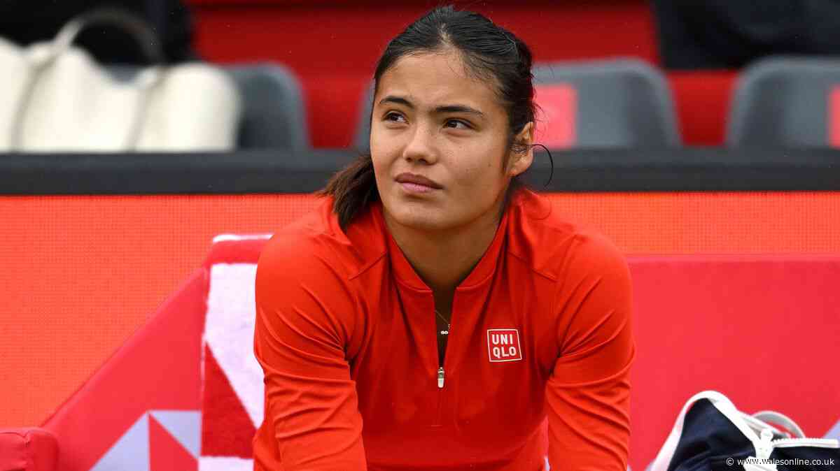 Emma Raducanu made to return to court hours after match ends in Queen's chaos