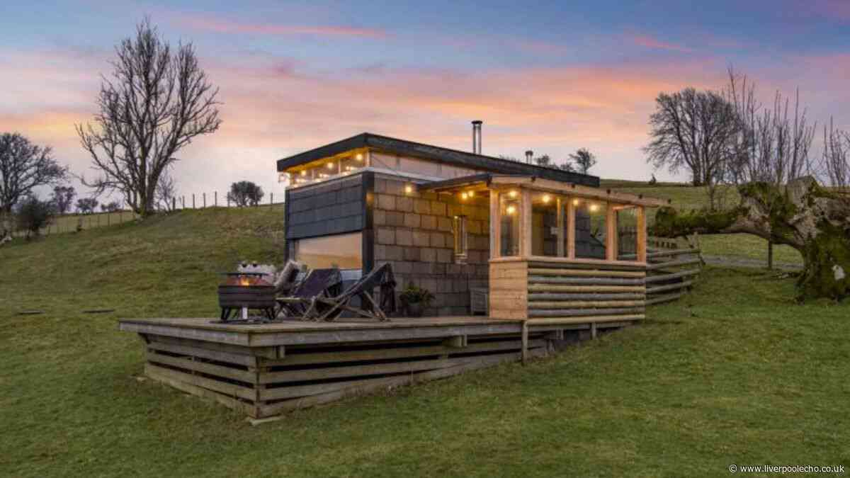 'Unique' North Wales slate cabin 'perfect for stargazing' featured on Netflix