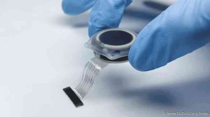‘Jesus-Level Technologies’: China Beats Elon Musk To Launch World’s First Commercial Brain Chip