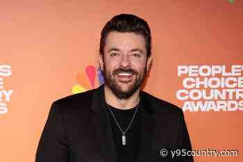 Chris Young Reveals New Details About New Bar, 'Famous Friends'