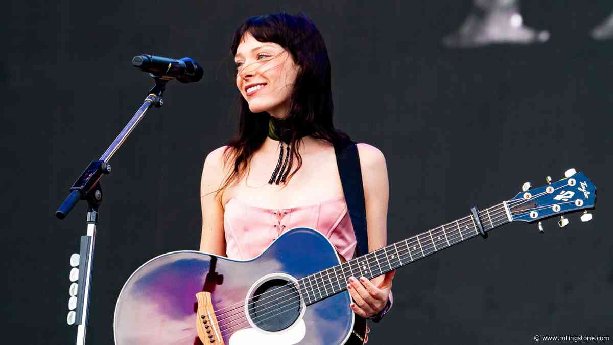 Holly Humberstone Unwinds on Her Tour Bus By Spinning Tom Petty, Van Morrison, and Big Thief