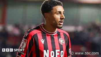 Barnet sign former Walsall midfield duo