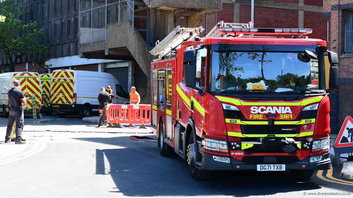 Bootle Strand evacuated after HGV ploughs into gas pipe