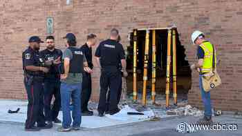 Driver among 7 injured, taken to hospital after vehicle crashes into fitness studio in London, Ont., mall
