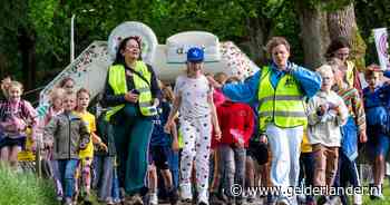 Nostalgie tijdens de eerste avondvierdaagse in Oosterbeek in zeventien jaar