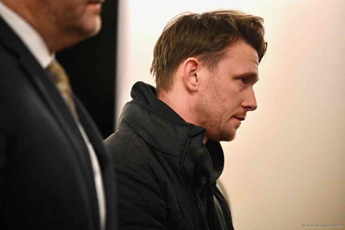 Cohoes teacher faces 4 years in prison for raping student