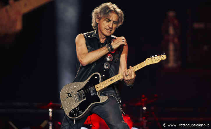 Ligabue all’Olimpico di Roma: “De Gregori è patrimonio italiano, ma non condivido più di tanto il suo pensiero. Sul palco parlo delle 56 guerre nel mondo. Sanremo è col coltello tra i denti. Se mi invitano come ospite? Mai dire mai”