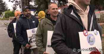 Metro Vancouver’s outside workers to start full-scale strike Monday