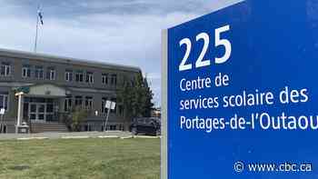 Gatineau mom told she can't wear hijab at after-school event: parent committee