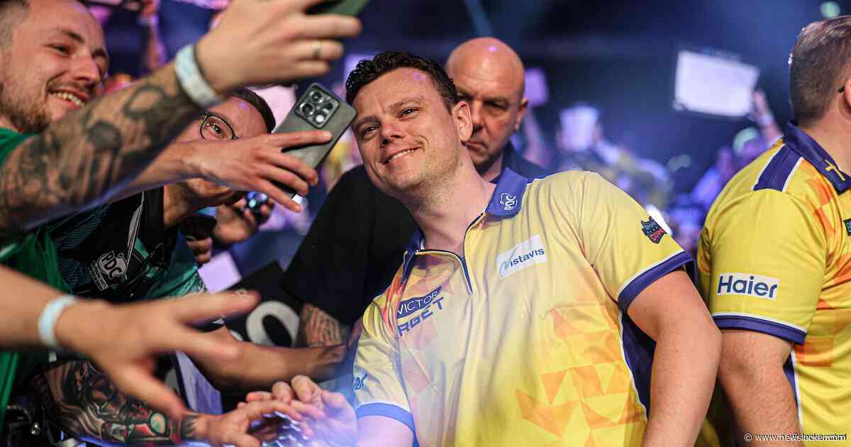 Van Gerwen en Van Veen loten Zweden bij laatste 16, België op het nippertje toch door
