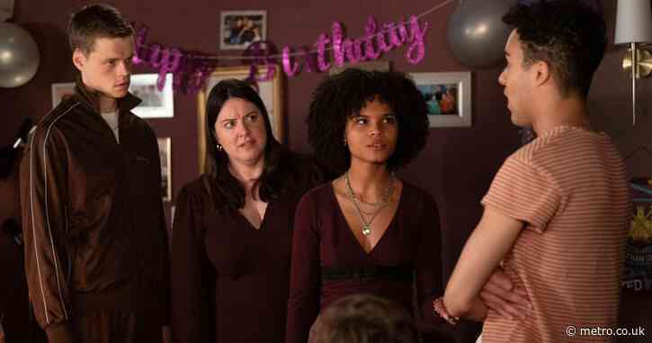 Seriously awkward STI discovery rocks Oscar and the twins in EastEnders