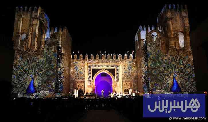 حفلات الهُولُوغْرام .. الموت يصعد إلى الخشبة وجنازة إلكترونية بتذاكر فاخرة