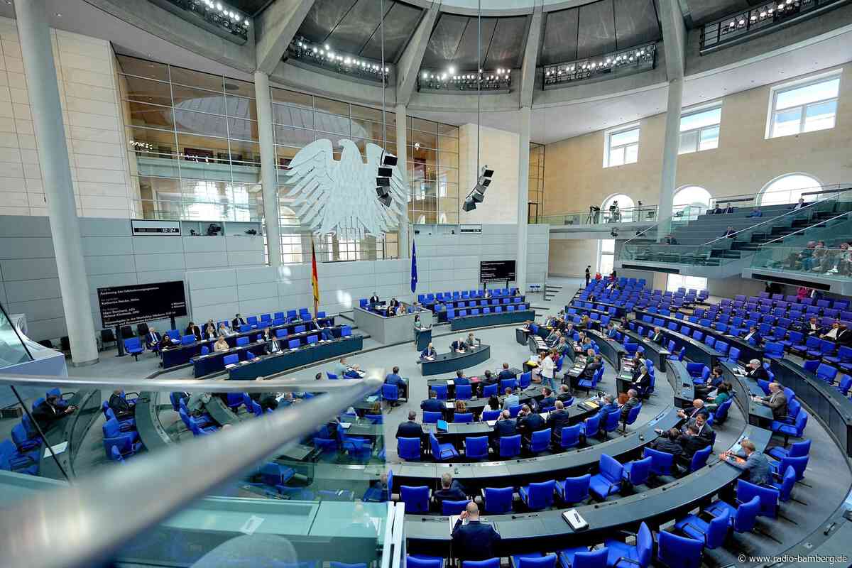 Bundestag spart bei Diäten – einige Länder erhöhen