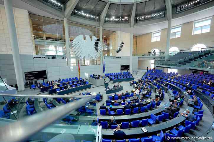 Bundestag spart bei Diäten – einige Länder erhöhen