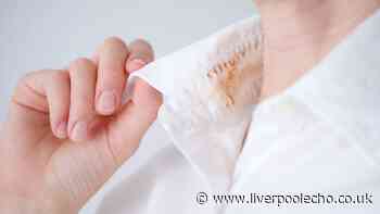 I tried Dr Beckmann and Elbow Grease to get rid of t-shirt stains – 1 worked in seconds