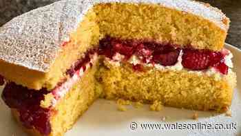 Mary Berry’s and James Martin’s Victoria sponge cake recipes are simple — but 1 is tastier