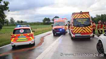 Schwerer Unfall auf der B12: Vollsperrung zwischen Marktl und Stammham