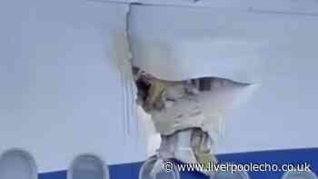 Radar mast pole tears into 777 plane landing in Turkey