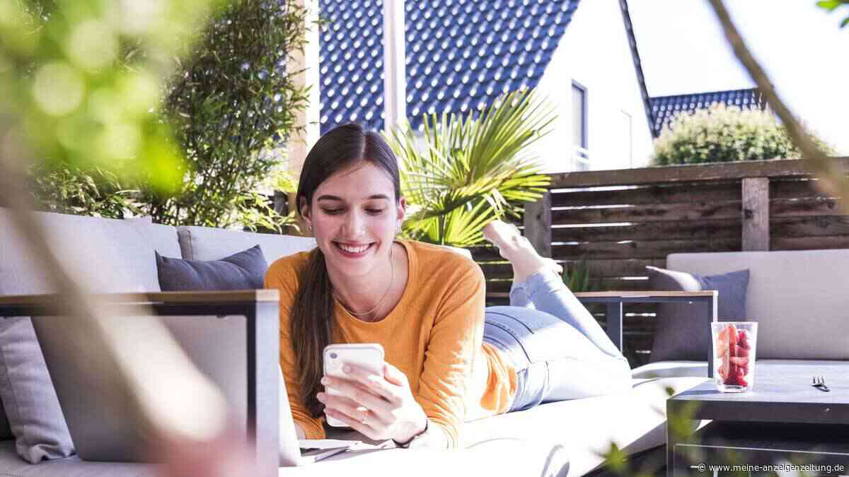 Urlaub auf Balkonien – so machen Sie es sich draußen gemütlich