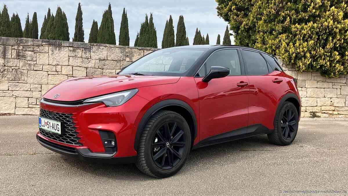 Lexus LBX im Test: Hybrid-SUV erinnert an die besten Diesel-Zeiten