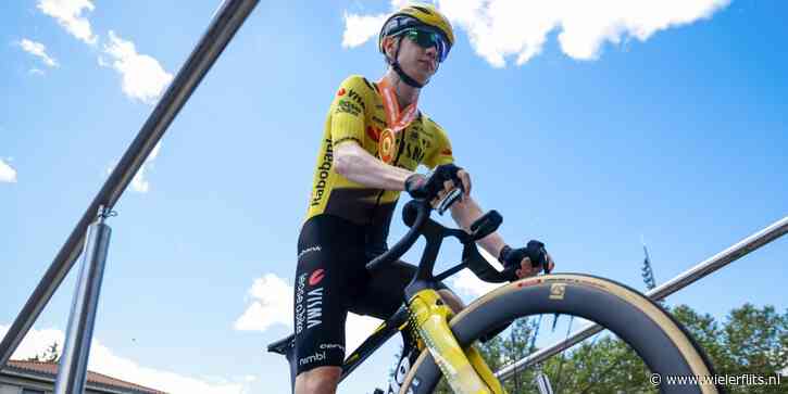 Ziekte slaat toe bij Visma | Lease a Bike: twee opgaves in Tour Auvergne