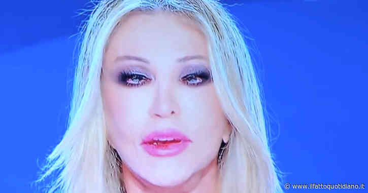 “Ho avuto un tumore alla pelle. La mia è chiara, molto sensibile, come quella di Sinner”: Paola Ferrari risponde agli insulti social sul suo aspetto fisico