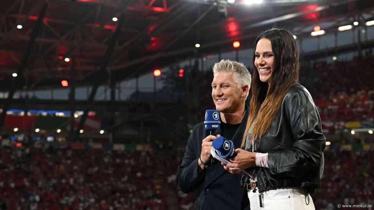 Esther Sedlaczek genießt die WM vor und hinter der Kamera