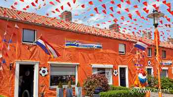 Waar blijft oranje pet, badjas of toeter als Oranje er snel uit ligt op het WK?