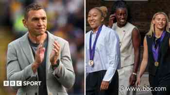 Sinfield knighted and six Lionesses made MBEs