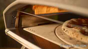 No More Burnt Edges: Ooni's Rotating Pizza Stone Delivers Perfect Pies Every Time