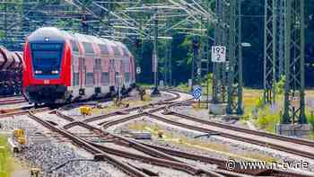 Enttäuschung Berlin - Hamburg : Bahnstrecke wieder offen, aber Züge langsamer