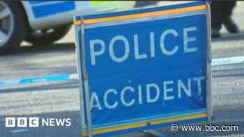 Man dies in crash on East Lancashire Road