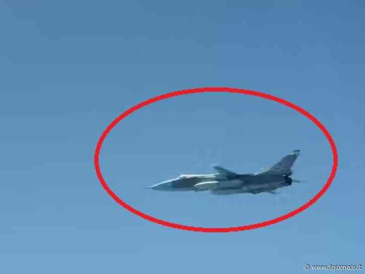 Tensioni nei cieli del Baltico: caccia svedesi intercettano aerei da guerra russi