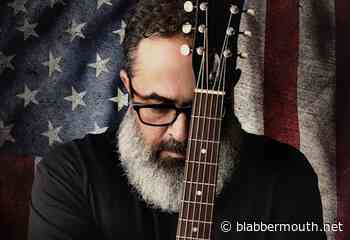 STAIND's AARON LEWIS Shares 'The Door' Song From Upcoming 'Give My Country Back' Solo Album