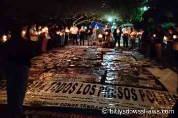 Familiares de presos políticos mantienen vigilia frente a la embajada de EE UU en Caracas