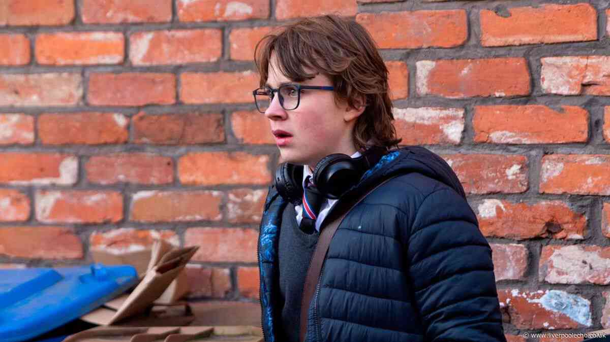Coronation Street Sam star discusses 'very hard' storyline as fans 'cry their eyes out'