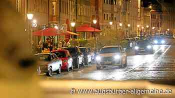 „Die Maximilianstraße gehört den Menschen“: So will Augsburgs neuer OB die Autoposer loswerden