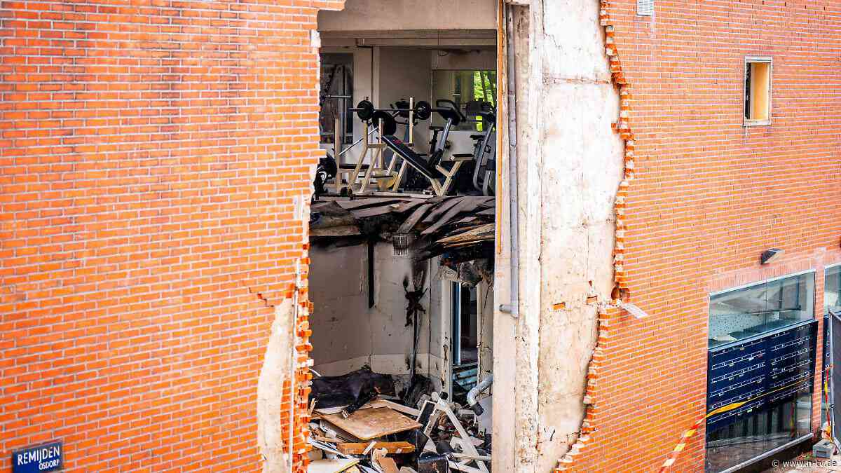 Explosion in Amsterdam: Polizei prüft Hinweise auf Sprengstoffherstellung in Wohnblock