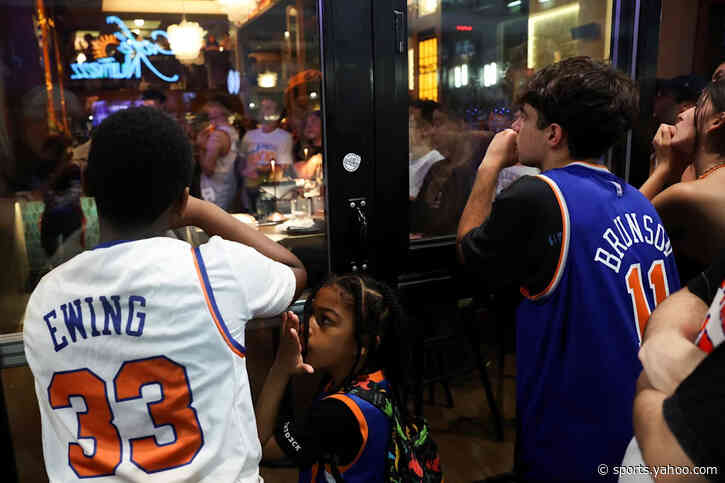 NYC's giant Knicks watch party now includes kiosks around the city
