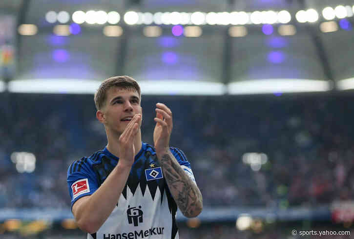 Tottenham reject €35m offer for Luka Vušković