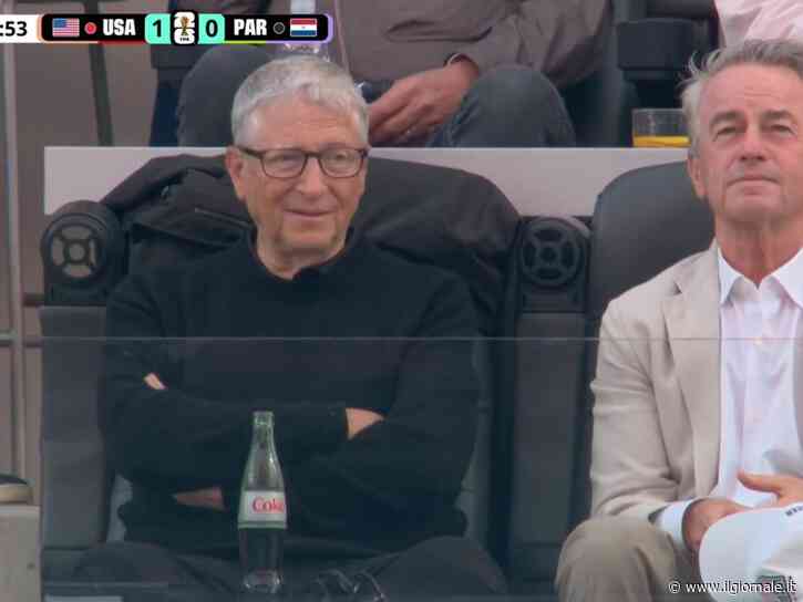 Bill Gates scambiato per Steve Jobs, clamorosa gaffe del TG1 ai Mondiali