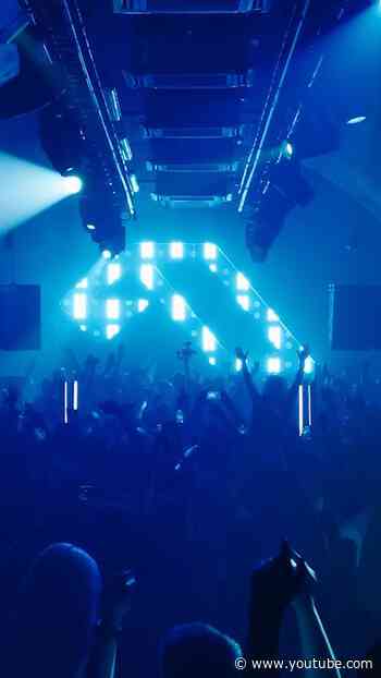 Our Club Mix of 'Sailing Off The End Of The World' with Richard Bedford...