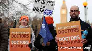 Resident doctors in England call off strike after new offer from government