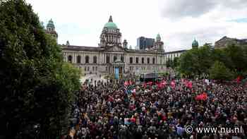 Duizenden mensen bij antiracismeprotest in Belfast: 'Onze stad terugveroverd'