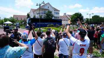 England arrive at Kansas City WC base