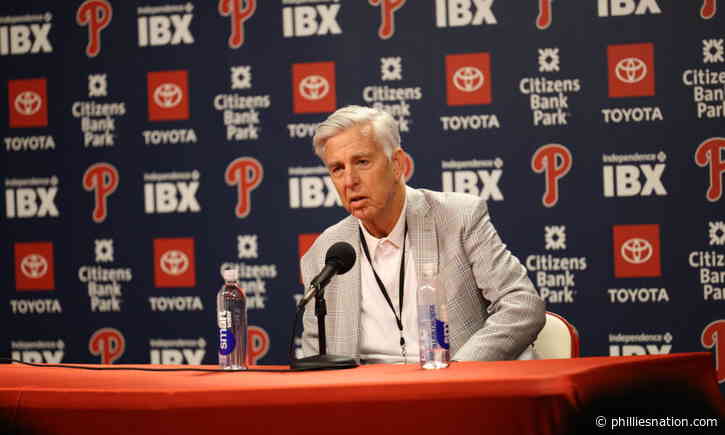 Phillies acquire outfielder in trade with White Sox